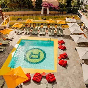 Ryans - Only Adults Ibiza-stad